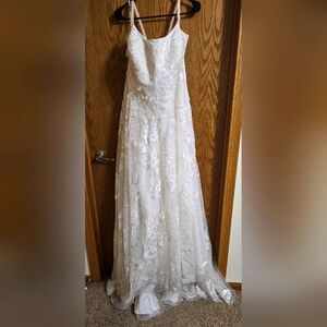 Wedding dress. Size 22